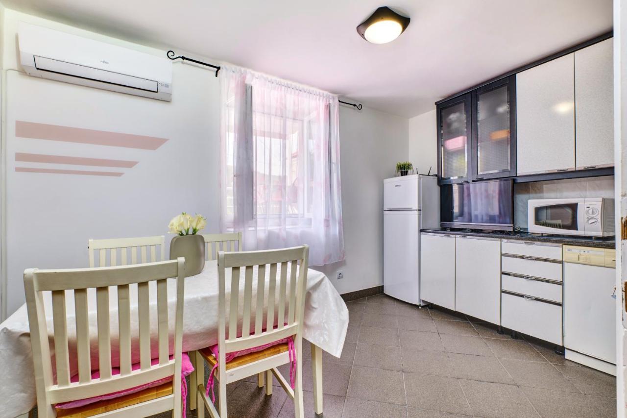 Apartments Ljubica Veli Lošinj Eksteriør billede