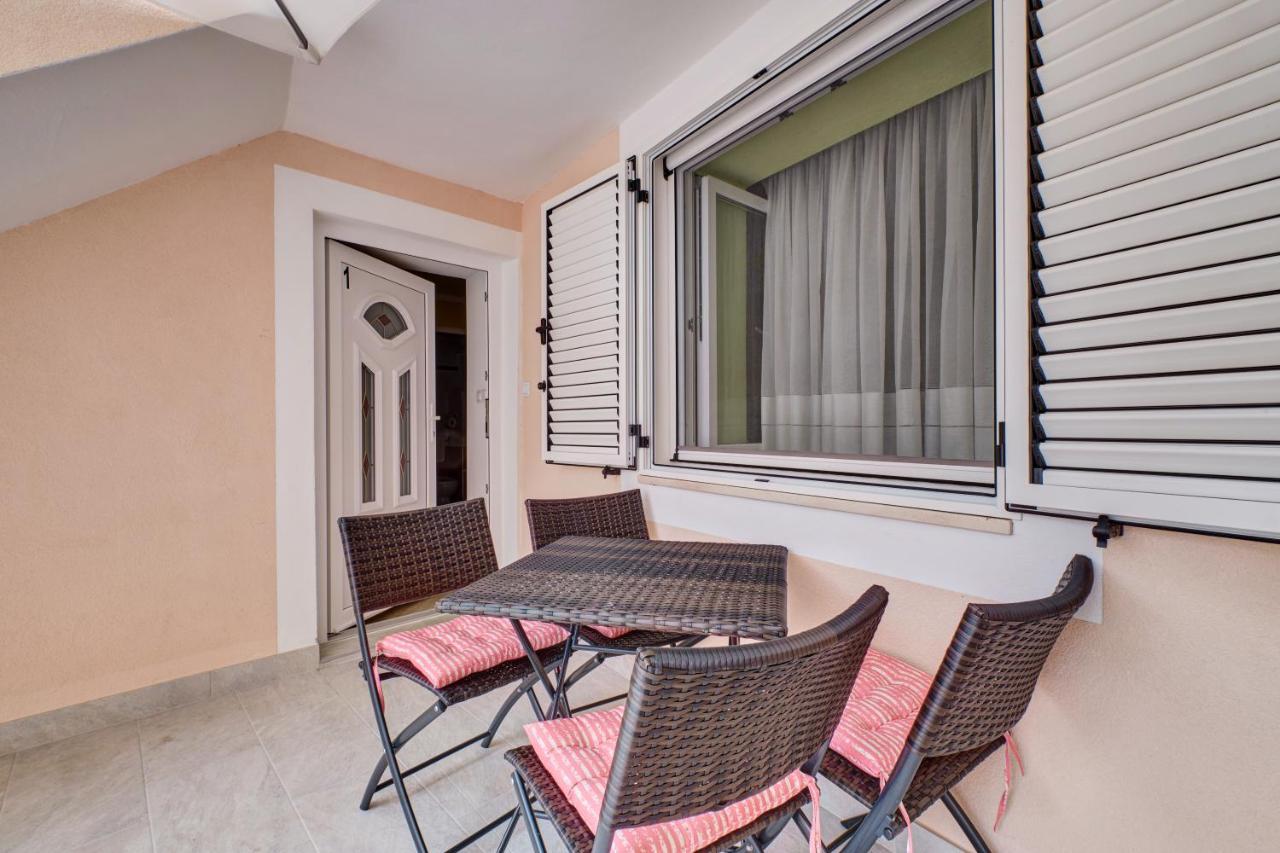 Apartments Ljubica Veli Lošinj Eksteriør billede
