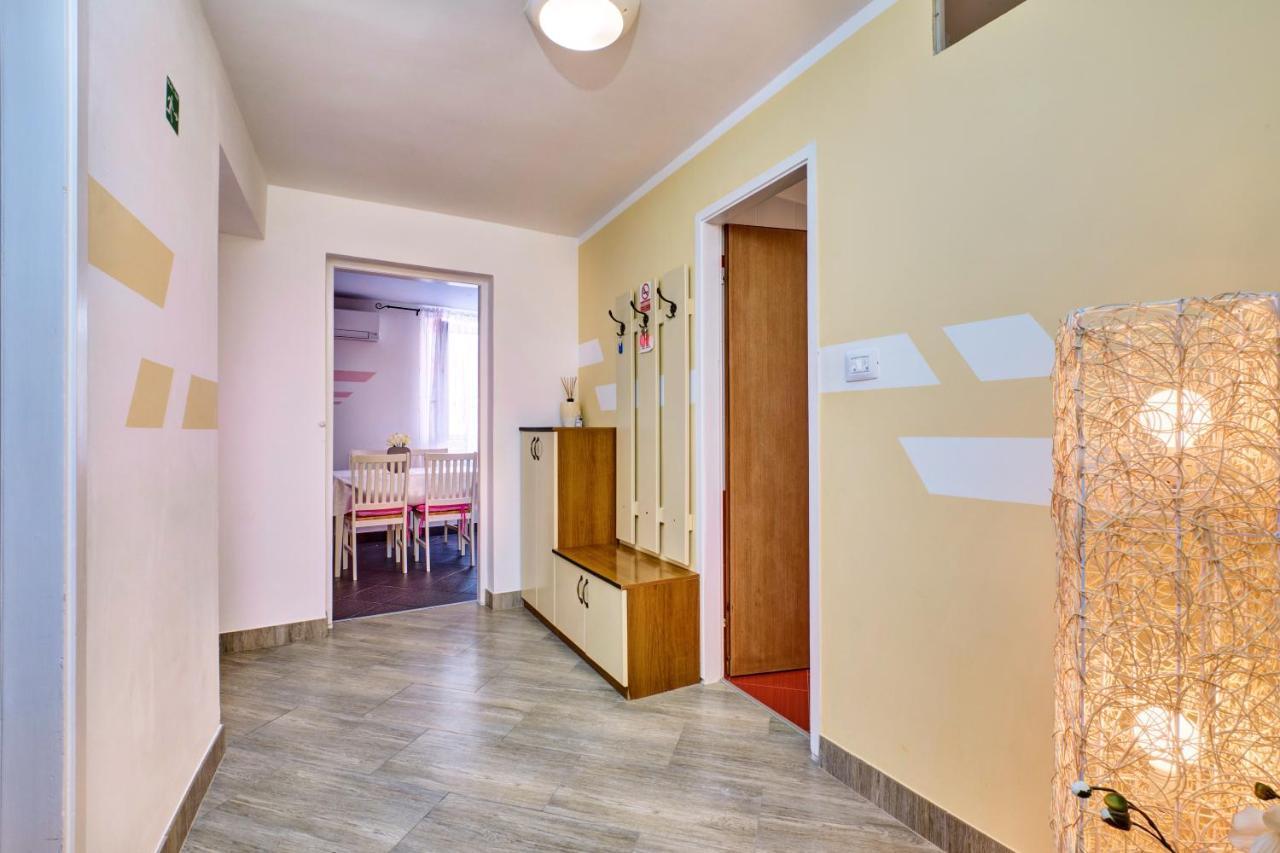 Apartments Ljubica Veli Lošinj Eksteriør billede