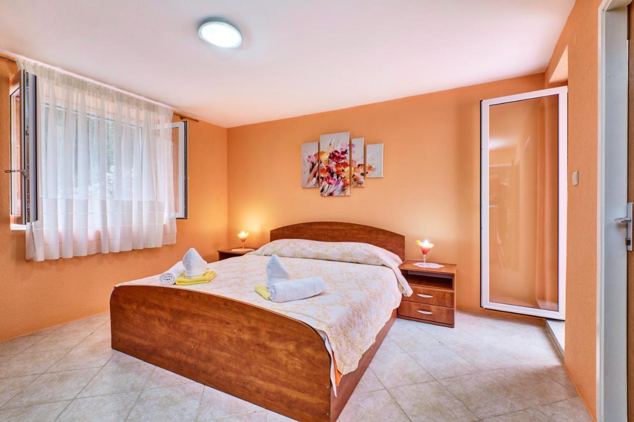 Apartments Ljubica Veli Lošinj Eksteriør billede