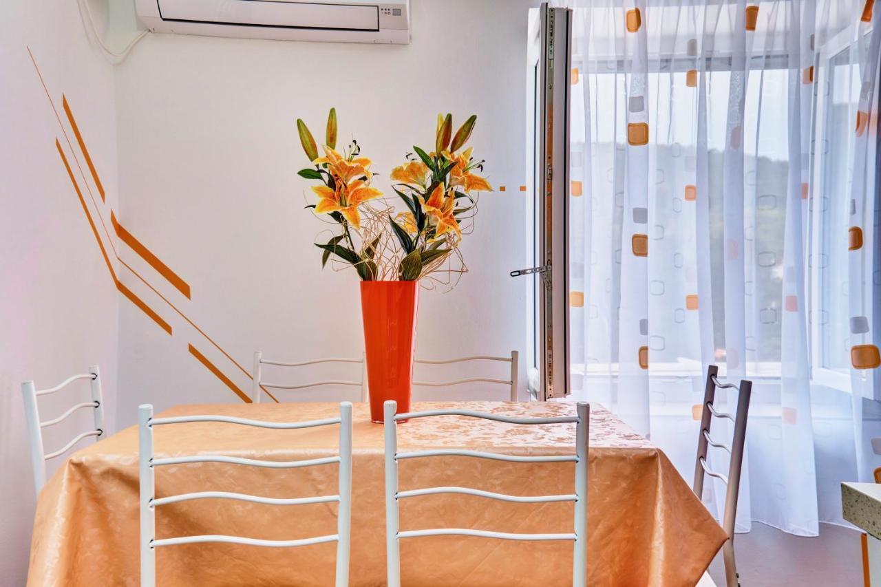 Apartments Ljubica Veli Lošinj Eksteriør billede