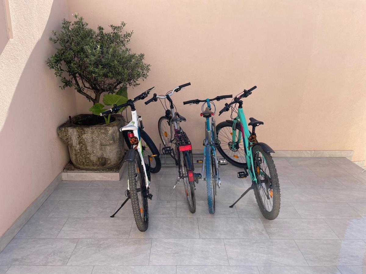 Apartments Ljubica Veli Lošinj Eksteriør billede